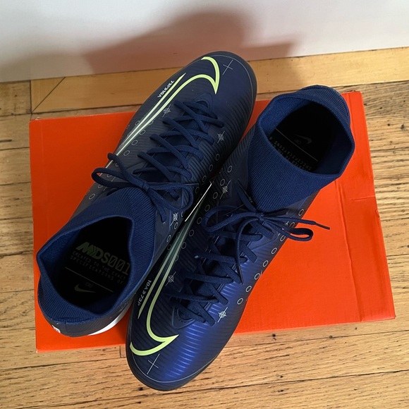 BRAND NEW Men’s Nike Shoes Size 12 - Picture 3 of 10